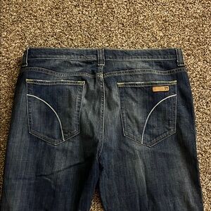 Joe’s Jeans 38
